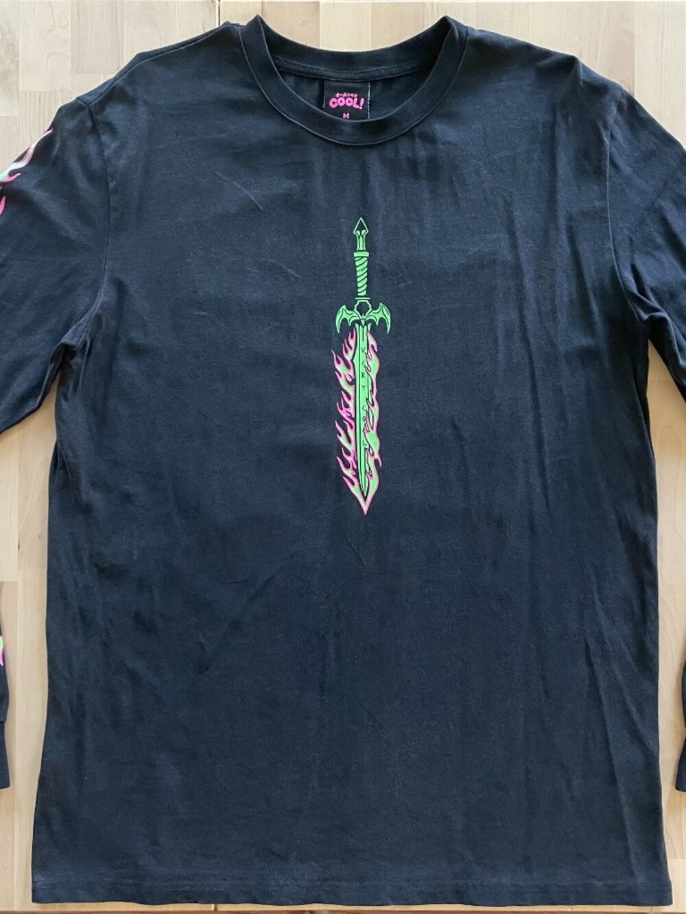 Cool Shirtz Very Cool Unisex Flaming Sword & Skull Long Sleeve Shirt size Medium